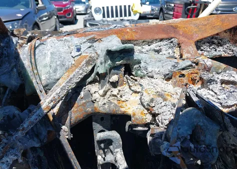 2016 Cadillac Escalade Luxury Collection из США, поврежденный, VIN 1GYS4BKJ7GR477345